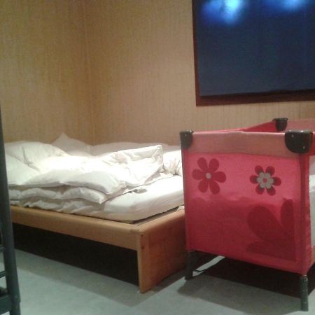 הוילה Resteigne Chalet Imme מראה חיצוני תמונה